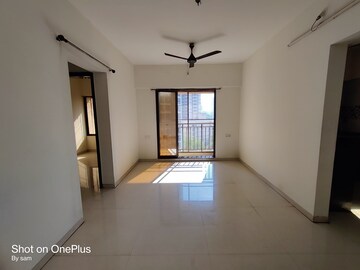 Room in 1.5 BHK Apartment at Uma Neopolis, Ghodbunder Road – for Rent