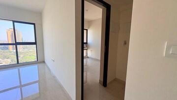 Room in 2 BHK Apartment at Lodha Quality Home Tower 5, Majiwada – for Rent