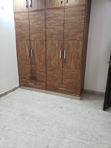 2 BHK Builder Floor For Rent in Mahaveer Nagar Delhi  8169971