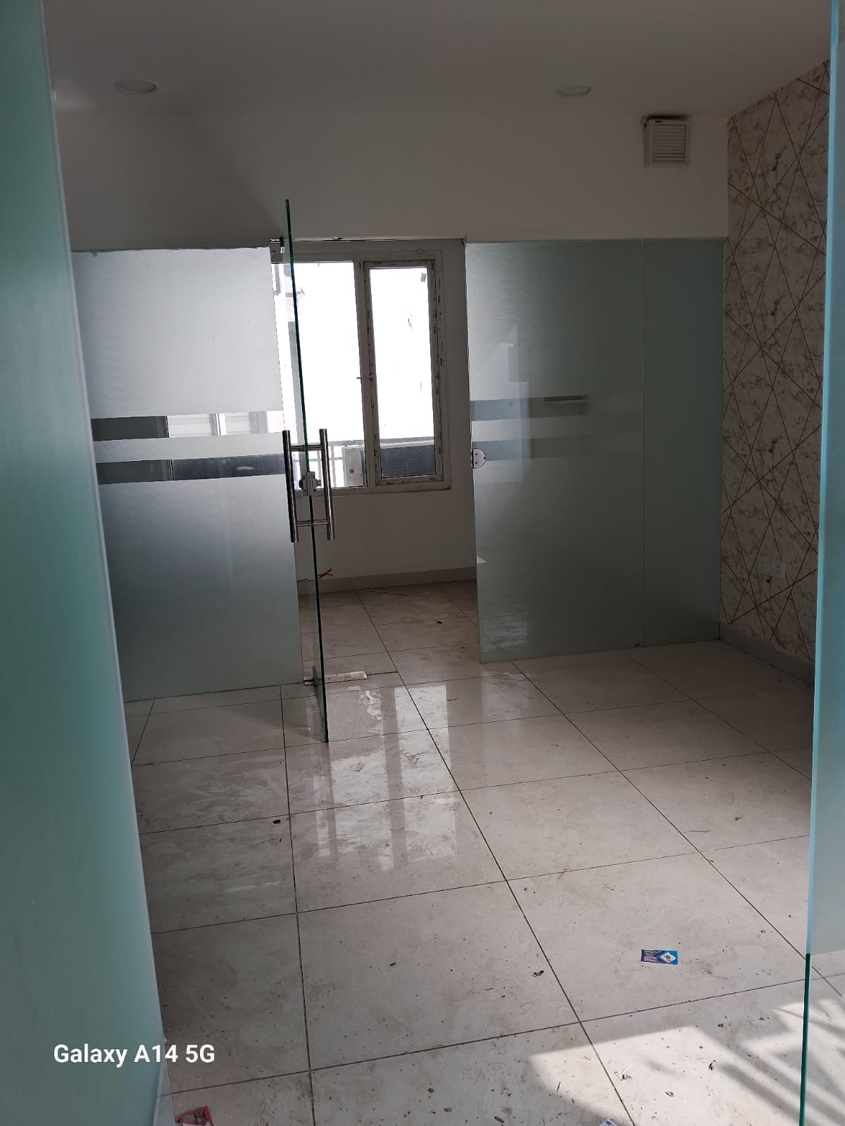 Retail Shop For Sale in Motia Citi Royal Business Park