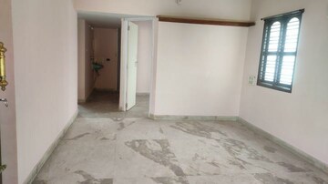 1 BHK Apartment For Rent in Aliganj