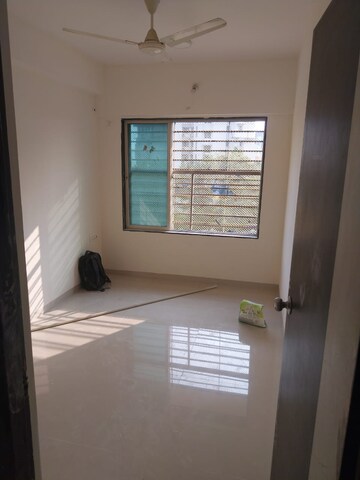 Room in 2 BHK Apartment at Conarch Nutan Nishigandha CHS, Vile Parle East – for Rent