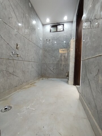 Kitchen in 2 BHK Builder Floor at Uttam Nagar West – for Sale
