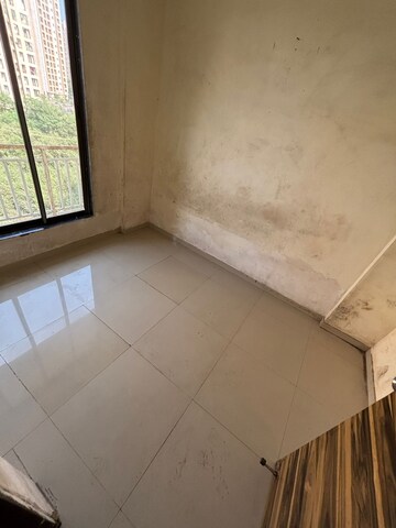 Room in 1 BHK Apartment at Maad Balkrishna Sankul, Naigaon East – for Rent