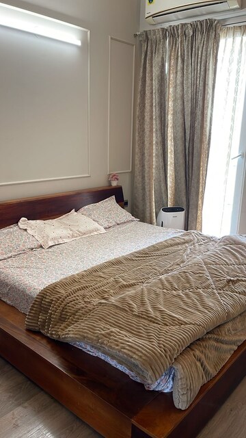 Bedroom in 2.5 BHK Apartment at Central Park 3 Flower Valley, Sohna Sector 33 – for Rent