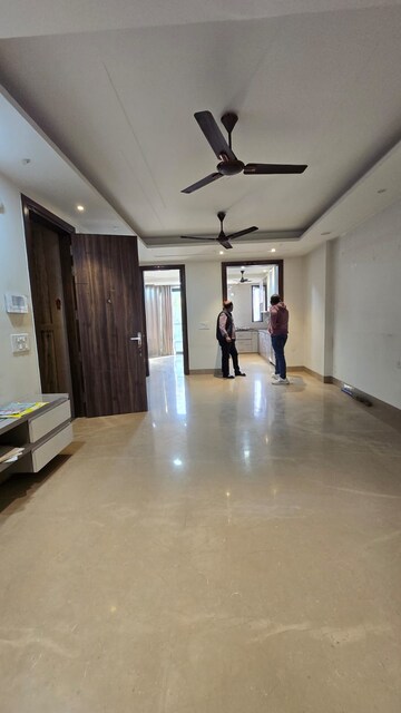 3 BHK Builder Floor For Rent in Paschim Vihar