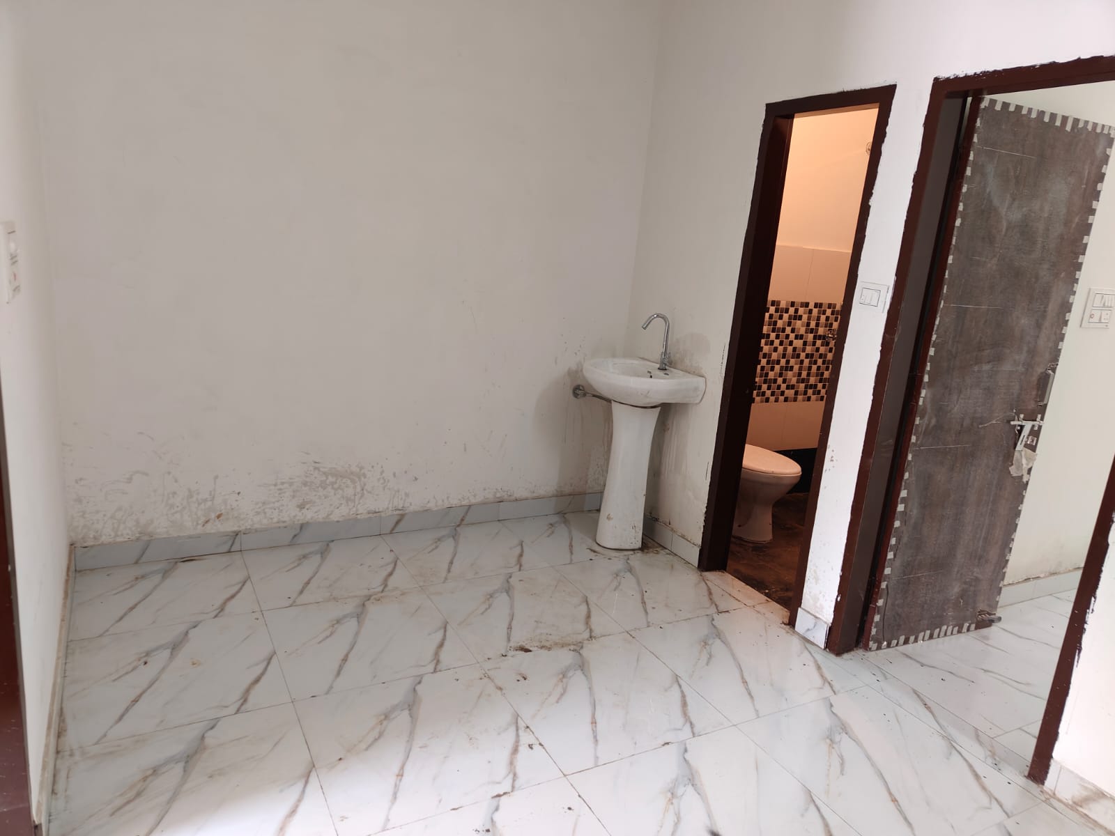 6 BHK + Pooja Room Independent House For Sale in Home Town