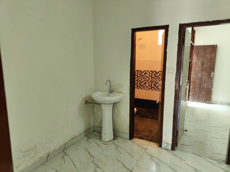 undefined, home-town 6 Bedroom 567 Sq.Ft. Independent House In Patiala Road Zirakpur 8170131