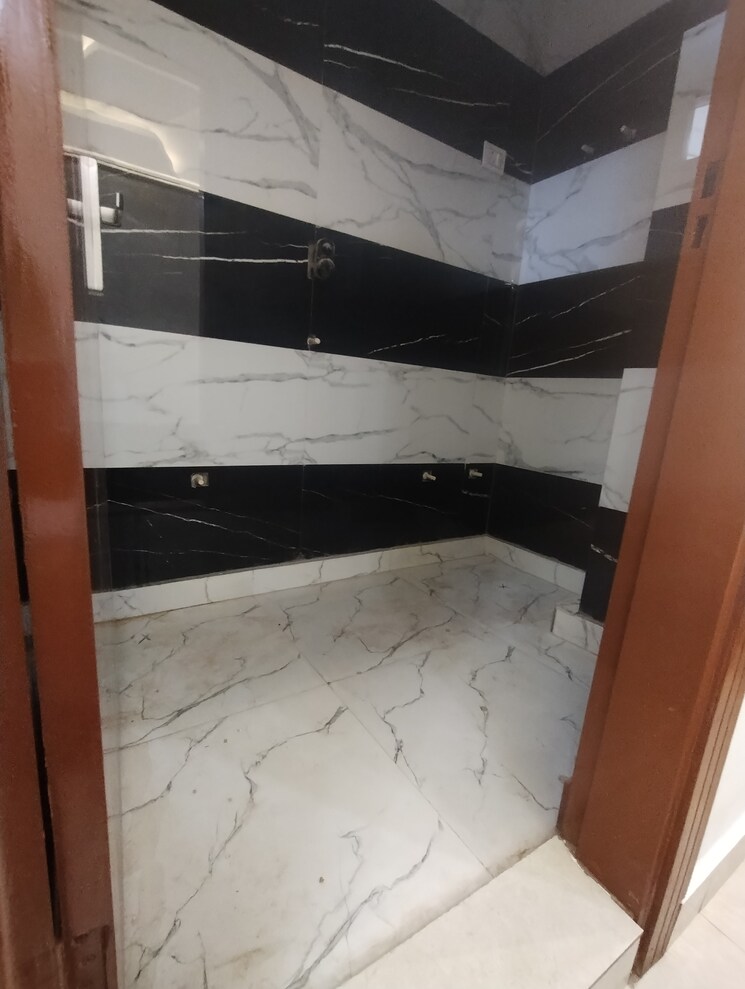 Bathroom, nawada 3 Bedroom 700 Sq.Ft. Builder Floor In Nawada Delhi 8170165