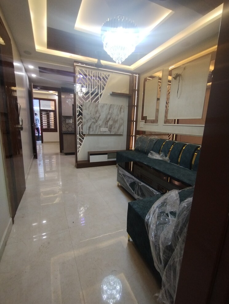 undefined, nawada 3 Bedroom 700 Sq.Ft. Builder Floor In Nawada Delhi 8170165