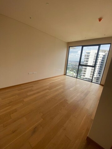 Room in 3 BHK Apartment at Embassy Lake Terrace, Hebbal – for Rent