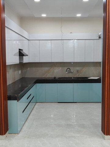 Kitchen in 3 BHK Builder Floor at Palam Vihar Residents Association, Palam Vihar – for Sale