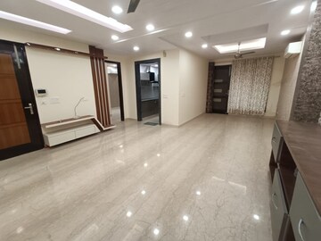 Room in 3 BHK Builder Floor at Paschim Vihar – for Rent