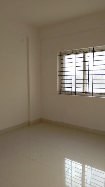Room in 2 BHK Apartment at SNN Raj Bay Vista, Bilekahalli – for Sale
