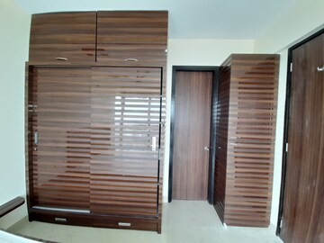 2 BHK Apartment For Rent in Runwal Forests, Kanjurmarg West