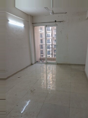 2 BHK Apartment For Rent in Signature Global The Millennia, Sector 37d