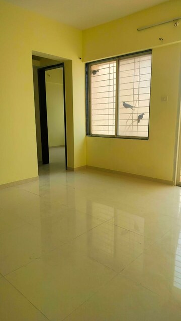 Room in 1.5 BHK Apartment at Nyati Eternity 2 CHS, Undri – for Sale