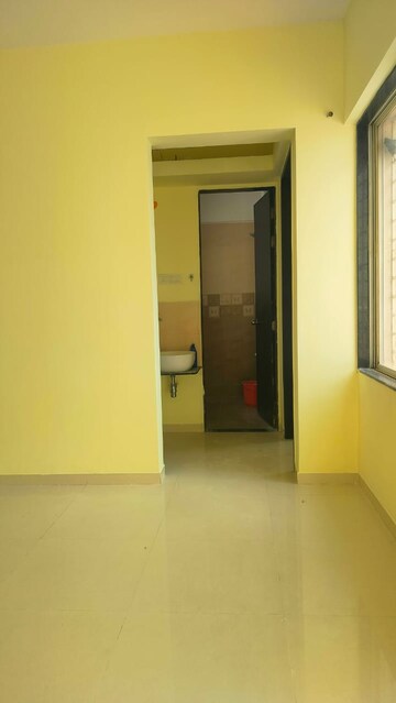 Room in 1.5 BHK Apartment at Nyati Eternity 2 CHS, Undri – for Sale
