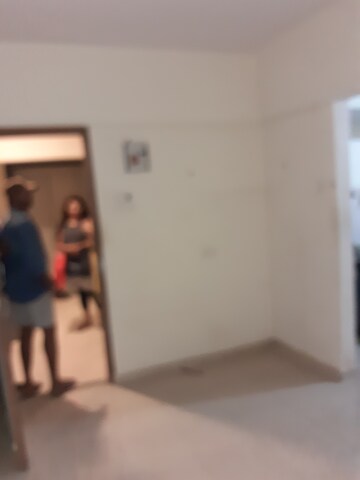 Furnished Amenities in 1 BHK Apartment at Bhoomi SRA CHS, Goregaon East – for Rent