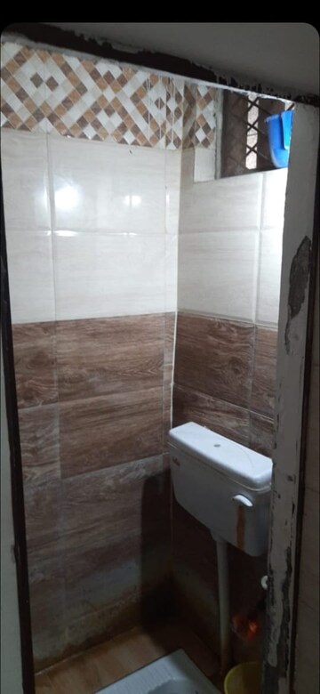 Bathroom in 3 BHK Apartment at Migsun Ultimo, Omicron Iii Greater Noida – for Rent