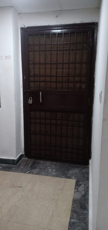 Bathroom in 3 BHK Apartment at Migsun Ultimo, Omicron Iii Greater Noida – for Rent
