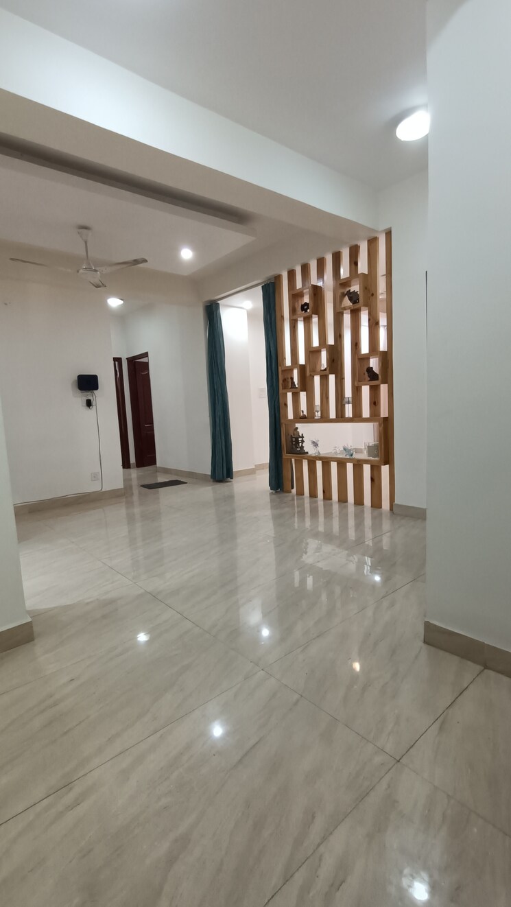 Room, trishla-city 3 Bedroom 1605 Sq.Ft. Apartment In Patiala Road Zirakpur 8170398