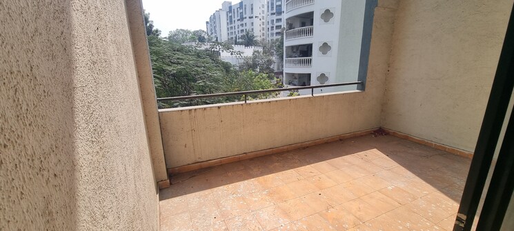 Balcony, windsor-avenue 4 Bedroom 2000 Sq.Ft. Apartment In Wanowrie Pune 8170437