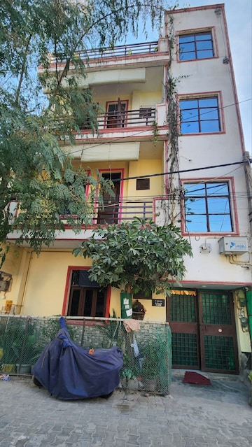 2 BHK Builder Floor For Rent in Aya Nagar Delhi  8170413