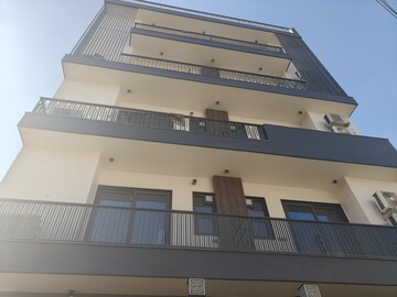 1 BHK Apartment – Exterior View View at Sector 52 - for Rent