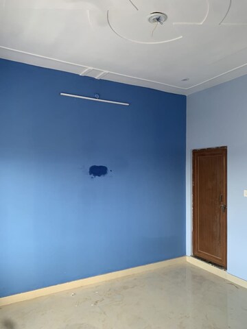 Room in 2 BHK Villa at Sarojini Nagar – for Sale