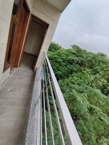 Balcony in 3 BHK Builder Floor at Rohini Sector 24 – for Sale