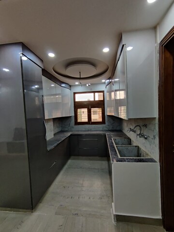 Kitchen in 3 BHK Builder Floor at Rohini Sector 24 – for Sale