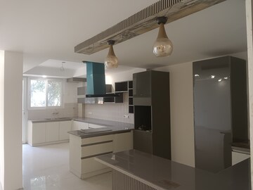 Kitchen in 4 BHK Builder Floor at Auram Floor, South City 2 – for Rent