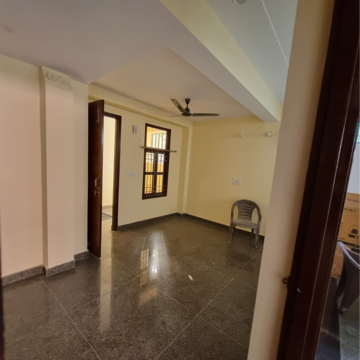 Building Lobby in 1.5 BHK Villa at Sector 21 – for Rent
