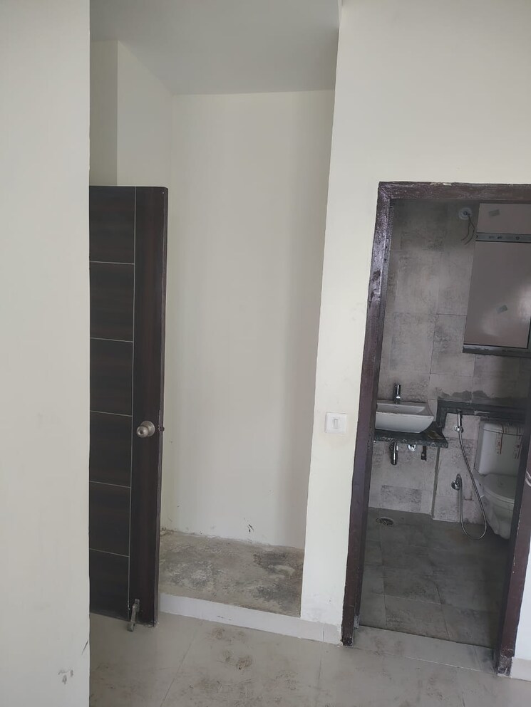 Room, mahagun-meadows 3 Bedroom 1435 Sq.Ft. Apartment In Sector 150 Noida 8170518