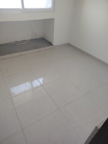 Room in 3 BHK Apartment at Mahagun Meadows, Sector 150 – for Sale