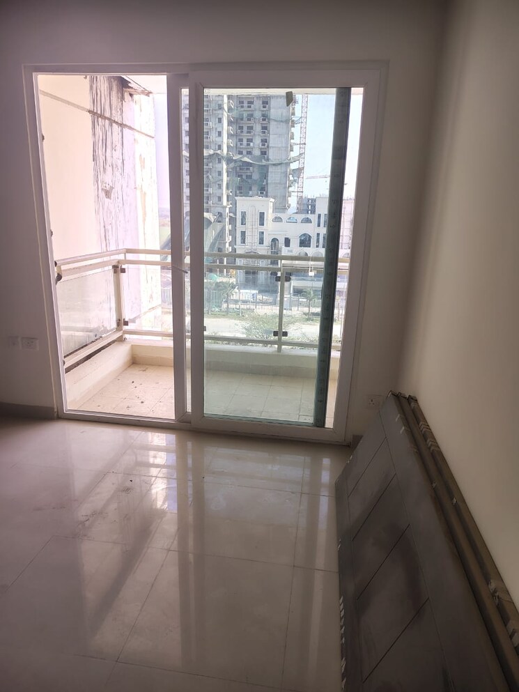 Balcony, mahagun-meadows 3 Bedroom 1435 Sq.Ft. Apartment In Sector 150 Noida 8170518