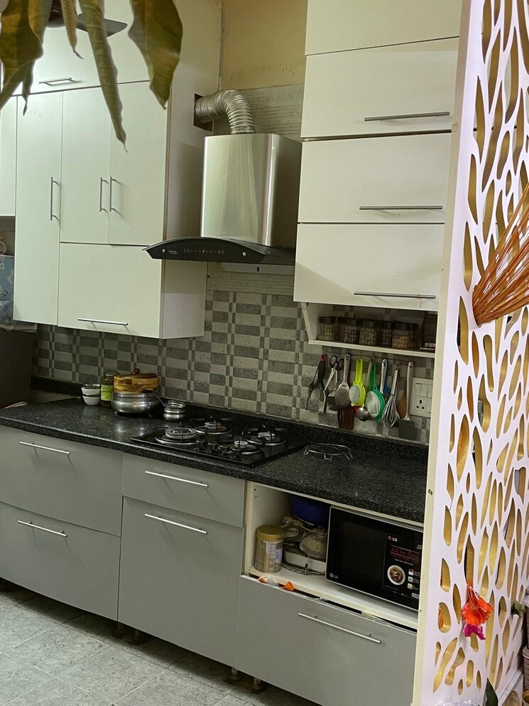 Kitchen, vasant kunj 3 Bedroom 1600 Sq.Ft. Apartment In Vasant Kunj Delhi 8170541