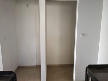 Building Lobby in 1.5 BHK Apartment at Lodha Casa Rio, Dombivli East – for Sale