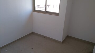 Room in 1.5 BHK Apartment at Lodha Casa Rio, Dombivli East – for Sale