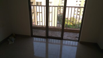 Room in 1.5 BHK Apartment at Lodha Casa Rio, Dombivli East – for Sale