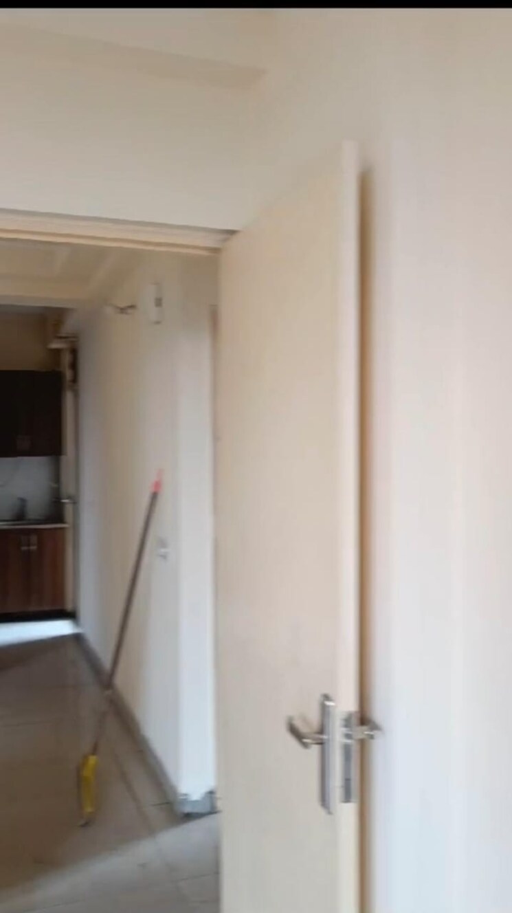 undefined, spring-meadows 3 Bedroom 1170 Sq.Ft. Apartment In Tech Zone 4 Greater Noida Greater Noida 8170549