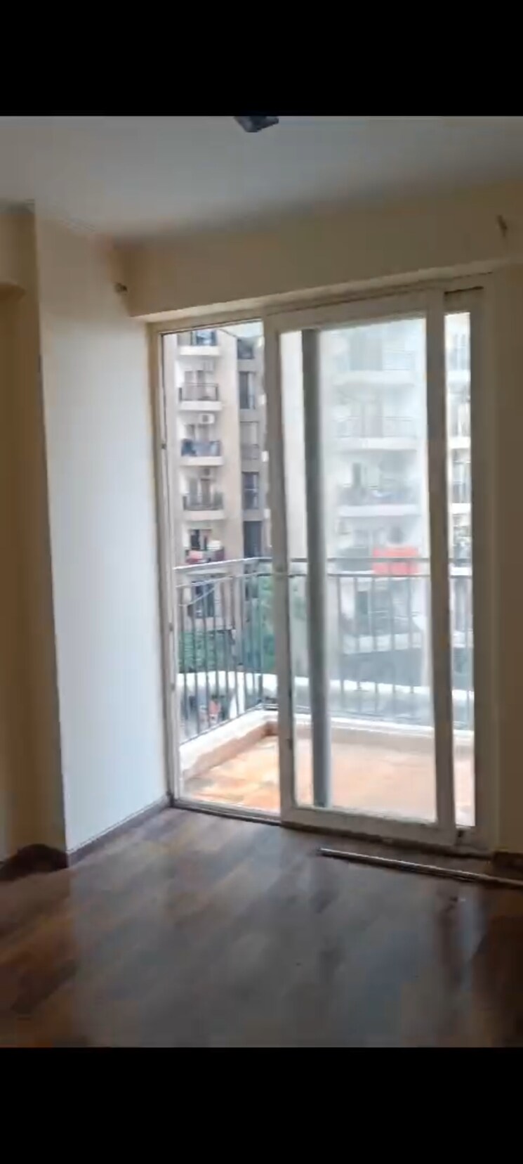 undefined, spring-meadows 3 Bedroom 1170 Sq.Ft. Apartment In Tech Zone 4 Greater Noida Greater Noida 8170549