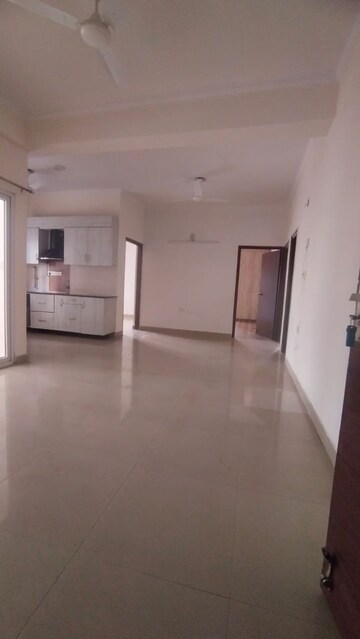 Room in 3.5 BHK Apartment at Gardenia Gateway, Sector 75 – for Sale