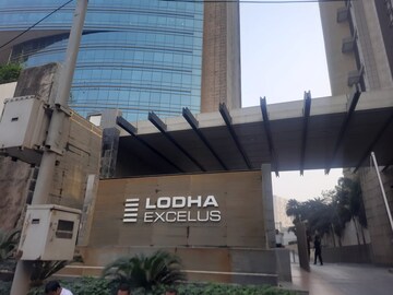  Office Space – Exterior View View at Lodha Excelus, Mahalaxmi - for Sale