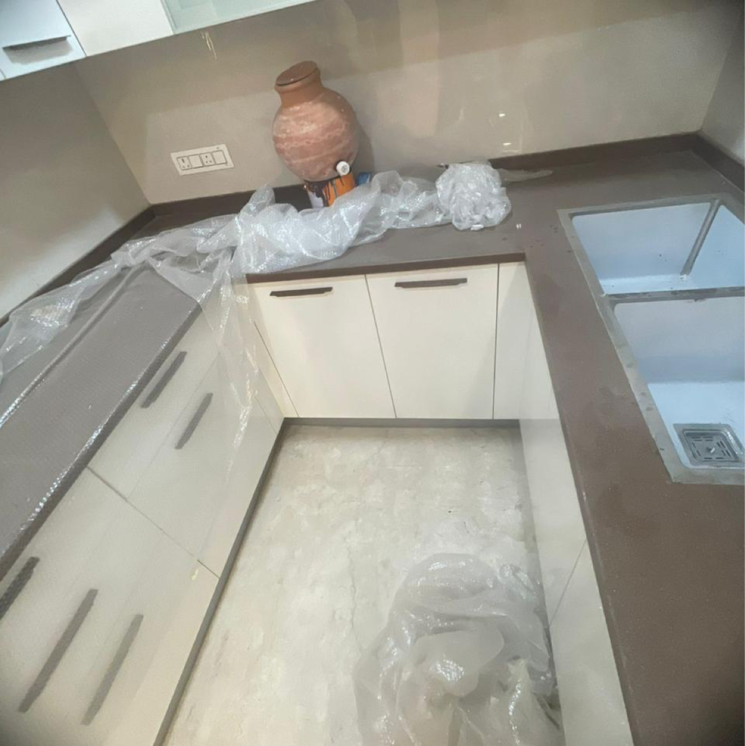 Kitchen, shalimar bagh 2 Bedroom 62 Sq.Yd. Builder Floor In Shalimar Bagh Delhi 8170557