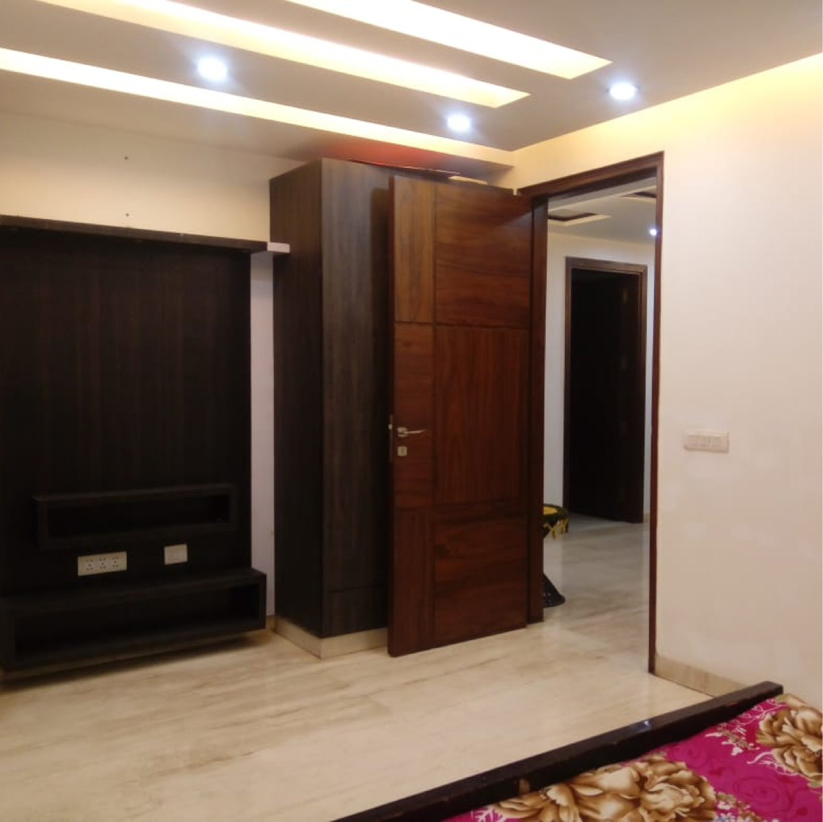 2 BHK Builder Floor For Sale in Shalimar Bagh