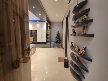 Building Lobby in 3 BHK Apartment at Hiranandani Fortune City, New Panvel – for Sale