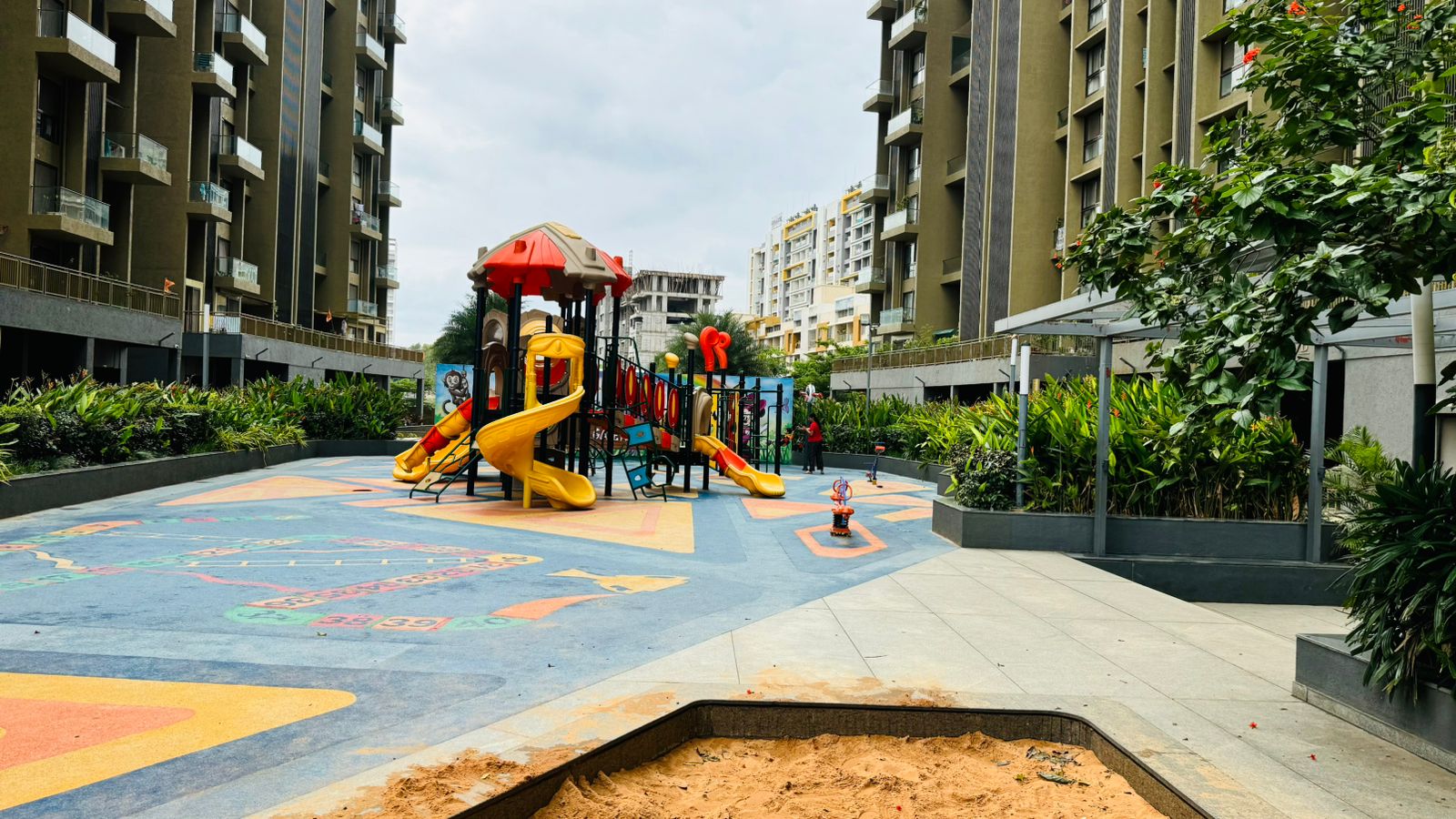 2 BHK Apartment For Sale in Runal Gateway