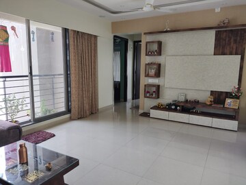 Room in 2.5 BHK Apartment at Runwal Eirene, Balkum Pada – for Rent